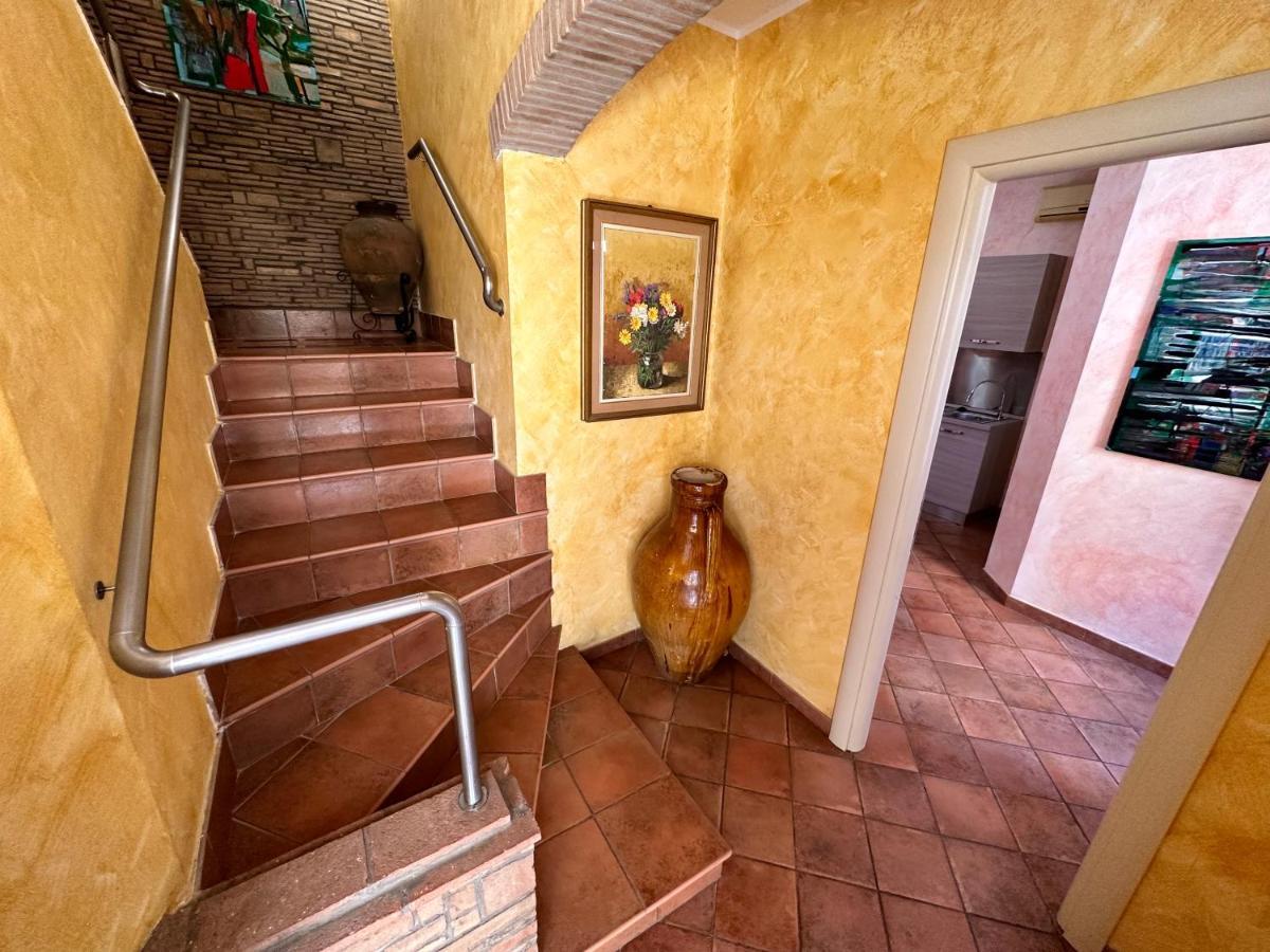 Ferienwohnung Relax Clementina Fiumicino Exterior foto