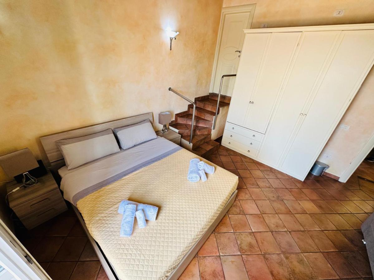Ferienwohnung Relax Clementina Fiumicino Exterior foto